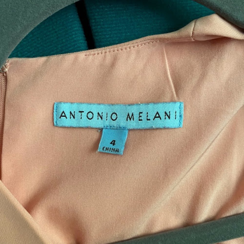 ANTONIO MELANI Pink and Cream Jumpsuit with V-Neck and Tie Belt - Picture 5 of 12